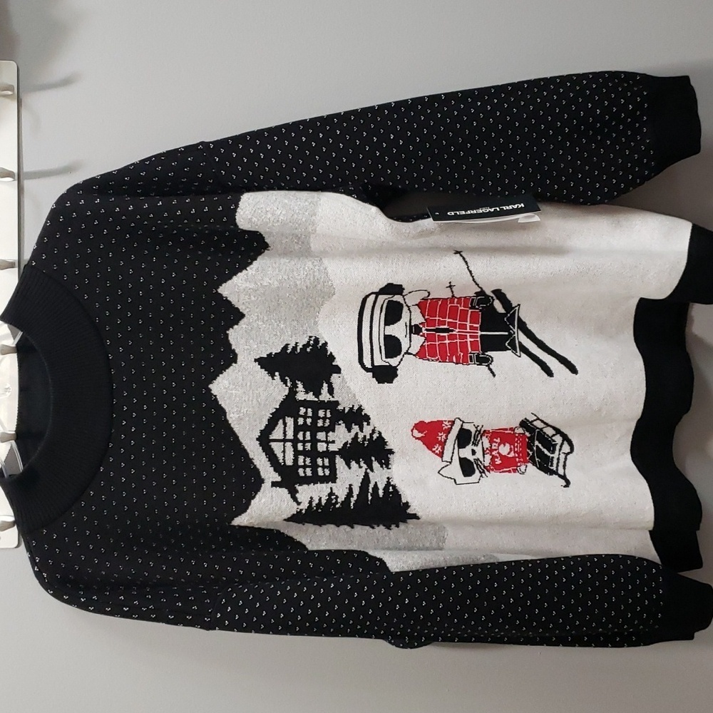 Karl Lagerfeld Paris NWT Mock Neck Sweater Ski Design